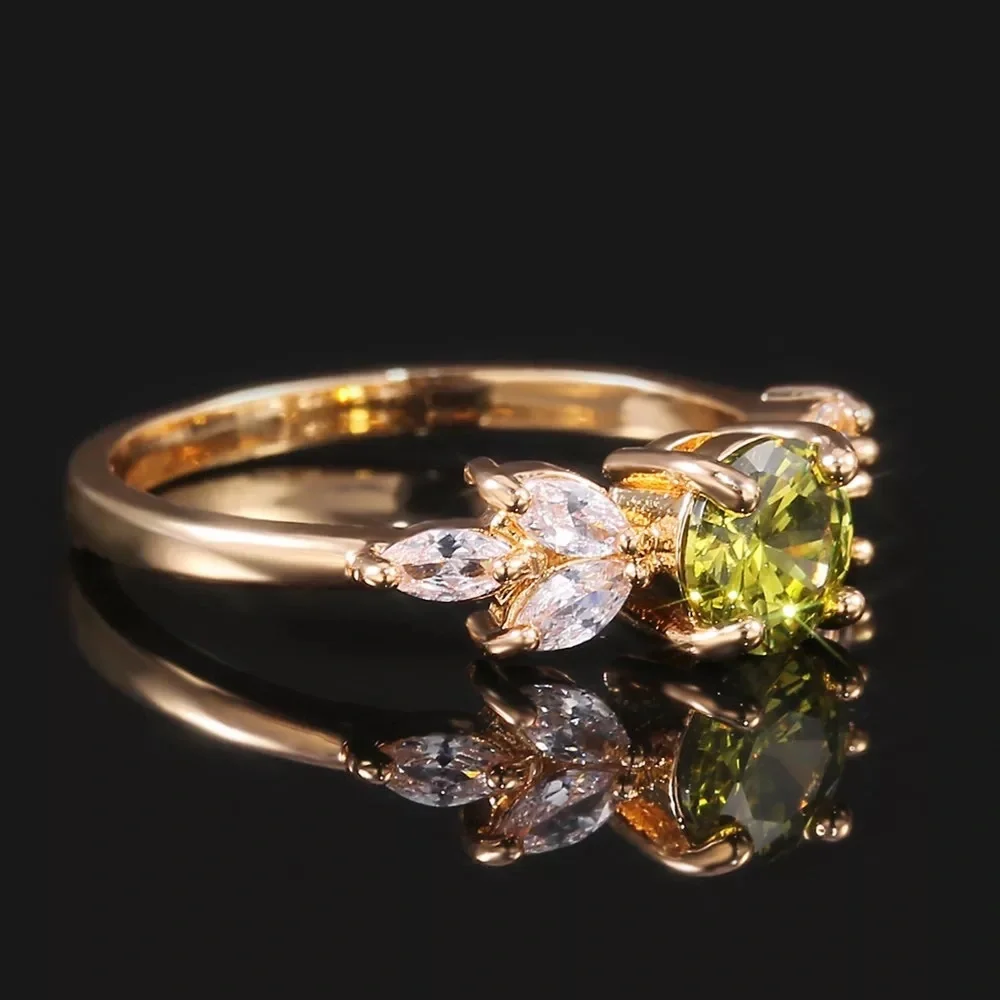 New Women’s Yellow Gold Plated Emerald Ring